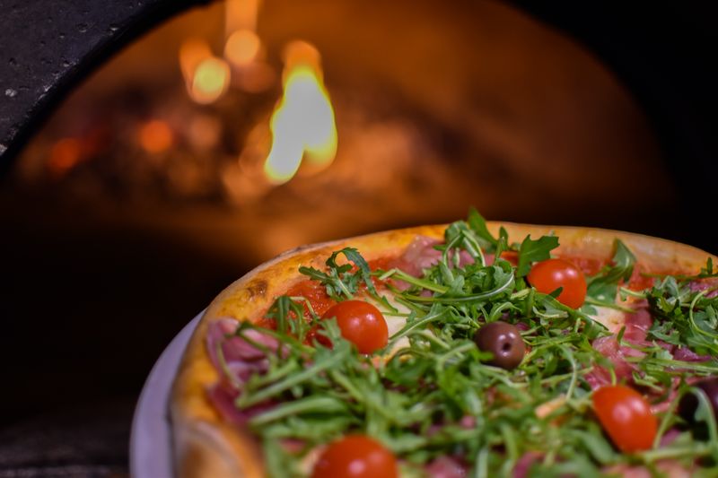 anthonys pizza veggie supreme coal fired